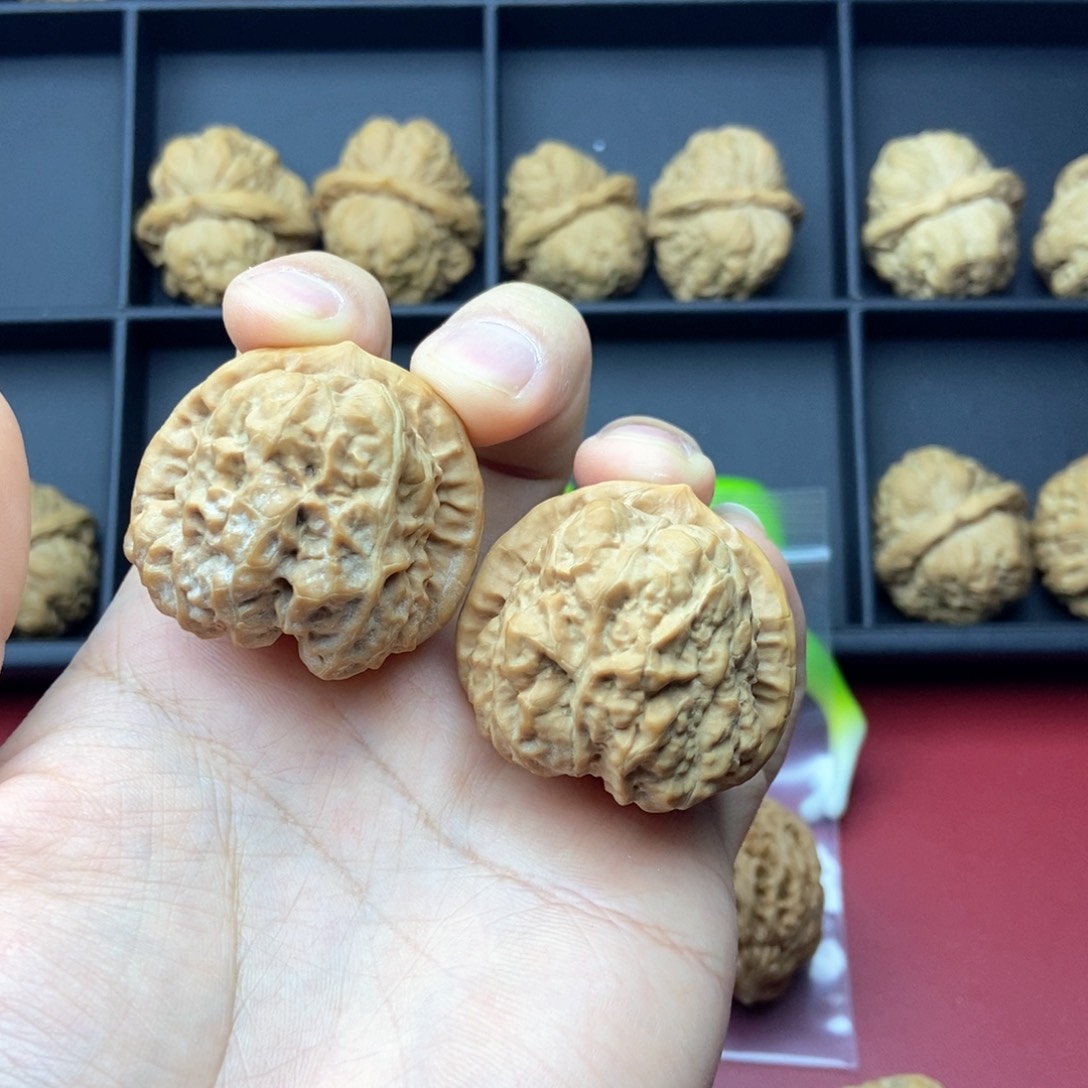 文玩核桃吊坠l**n蛤蟆40三角