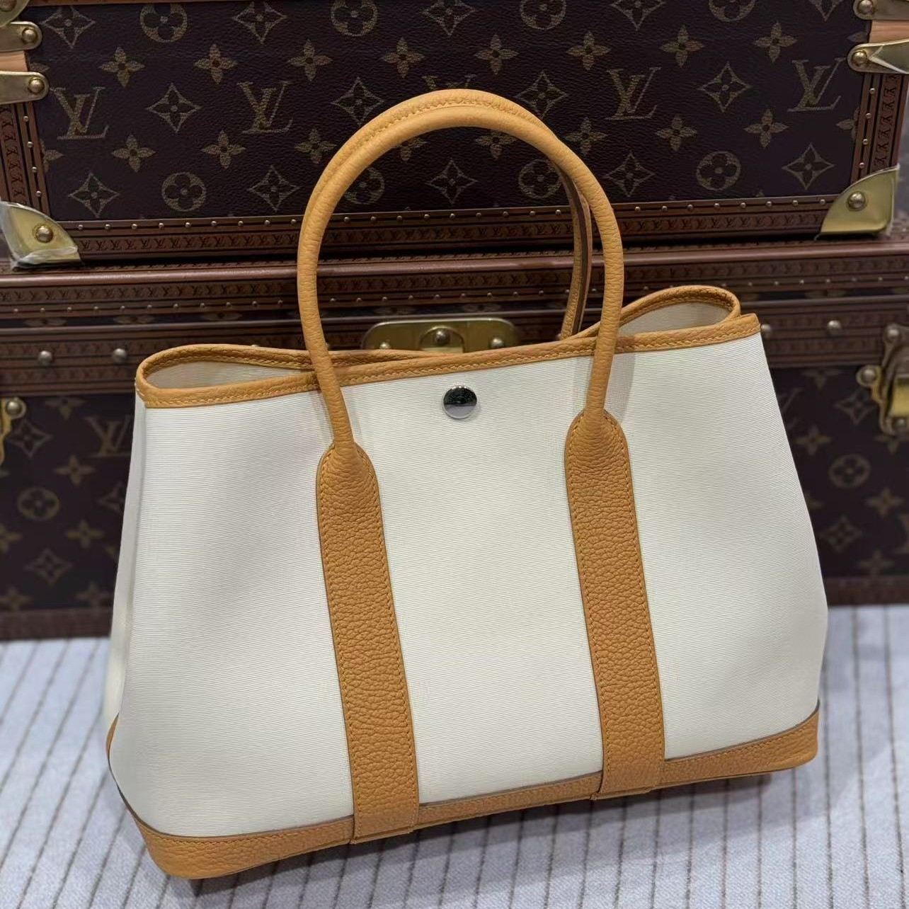 未使用 Hermes/爱马仕 贝贝/w刻花园30包