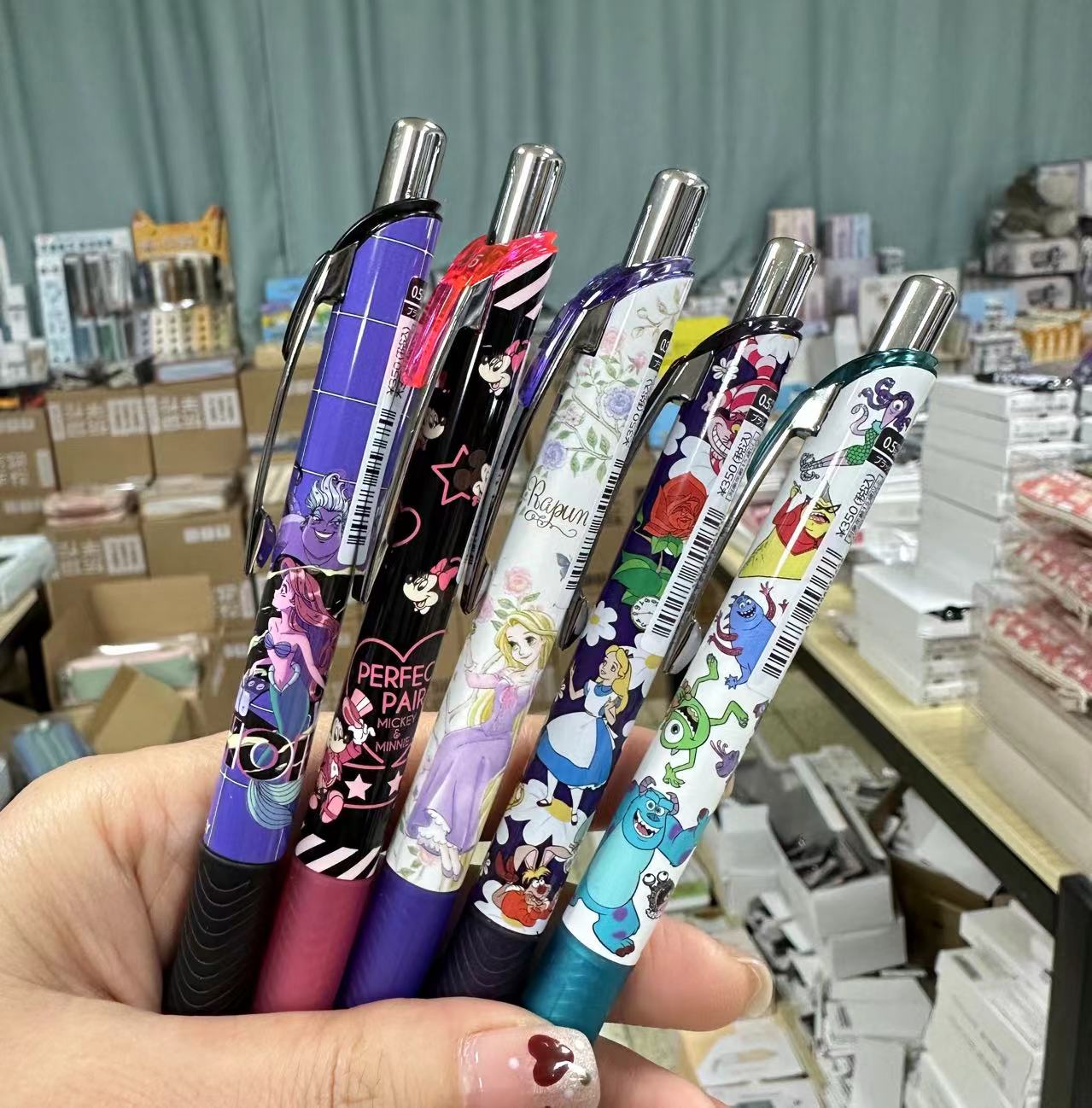 826-1【单支】新款东迪大白美人鱼怪兽维尼草莓熊限定中性笔