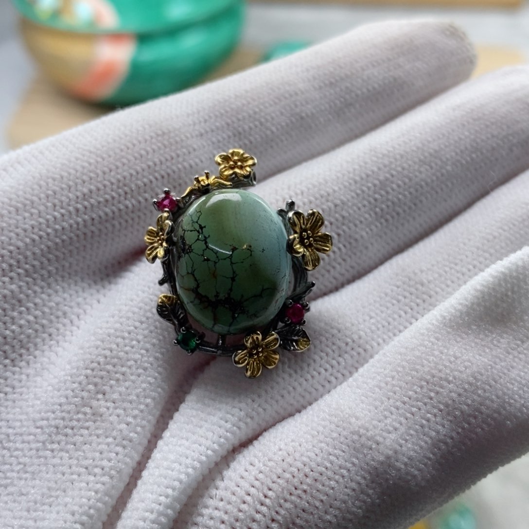 绿松石颈饰未镶嵌德****姐