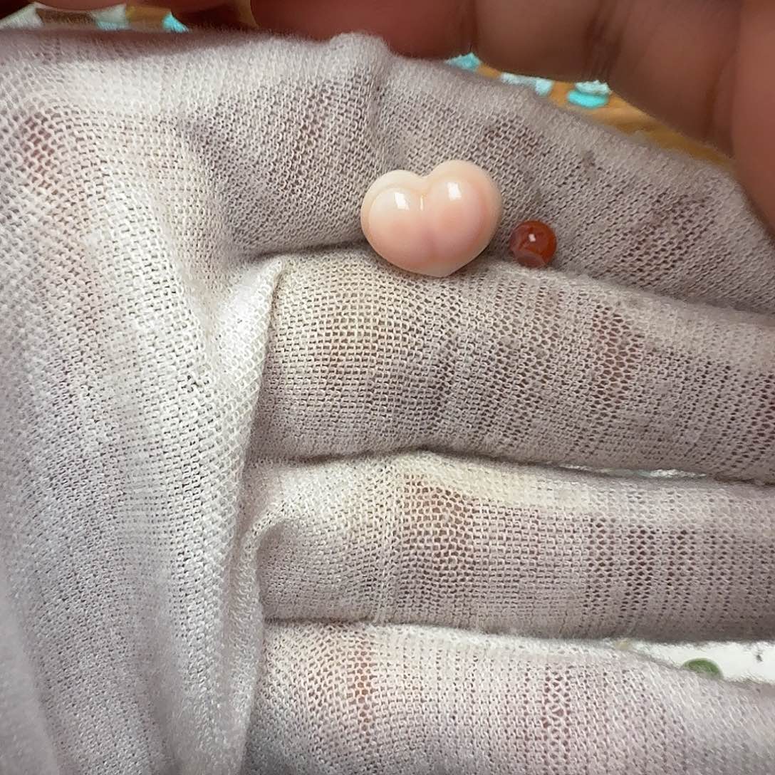 南红玛瑙未镶嵌颈饰屁桃