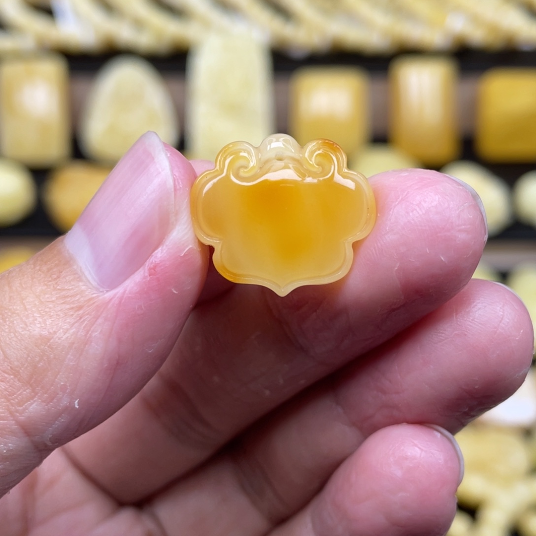 琥珀未镶嵌裸石琥珀蜜蜡