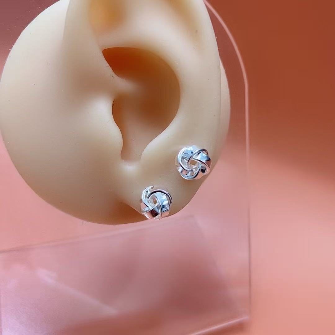 足银耳饰 缠绕同心结耳钉