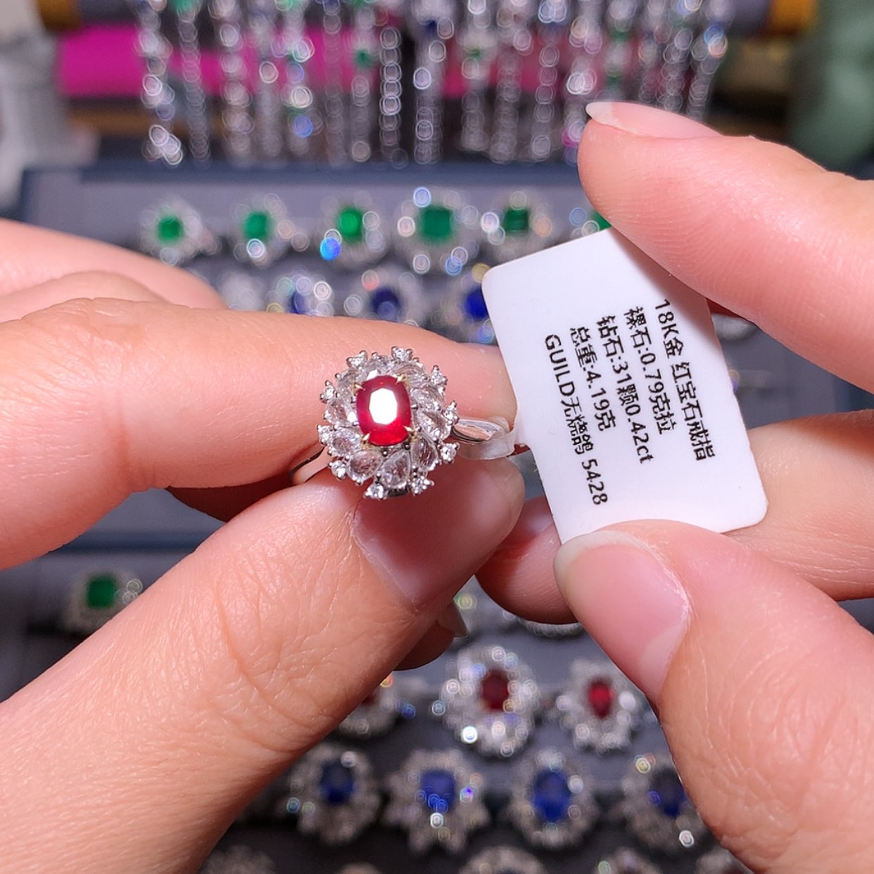 【闪购商品】红宝石戒指18K金镶嵌