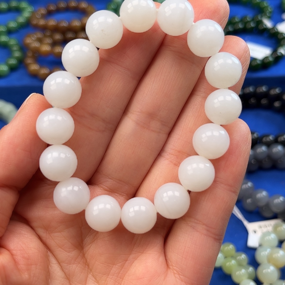 和田玉未镶嵌手链