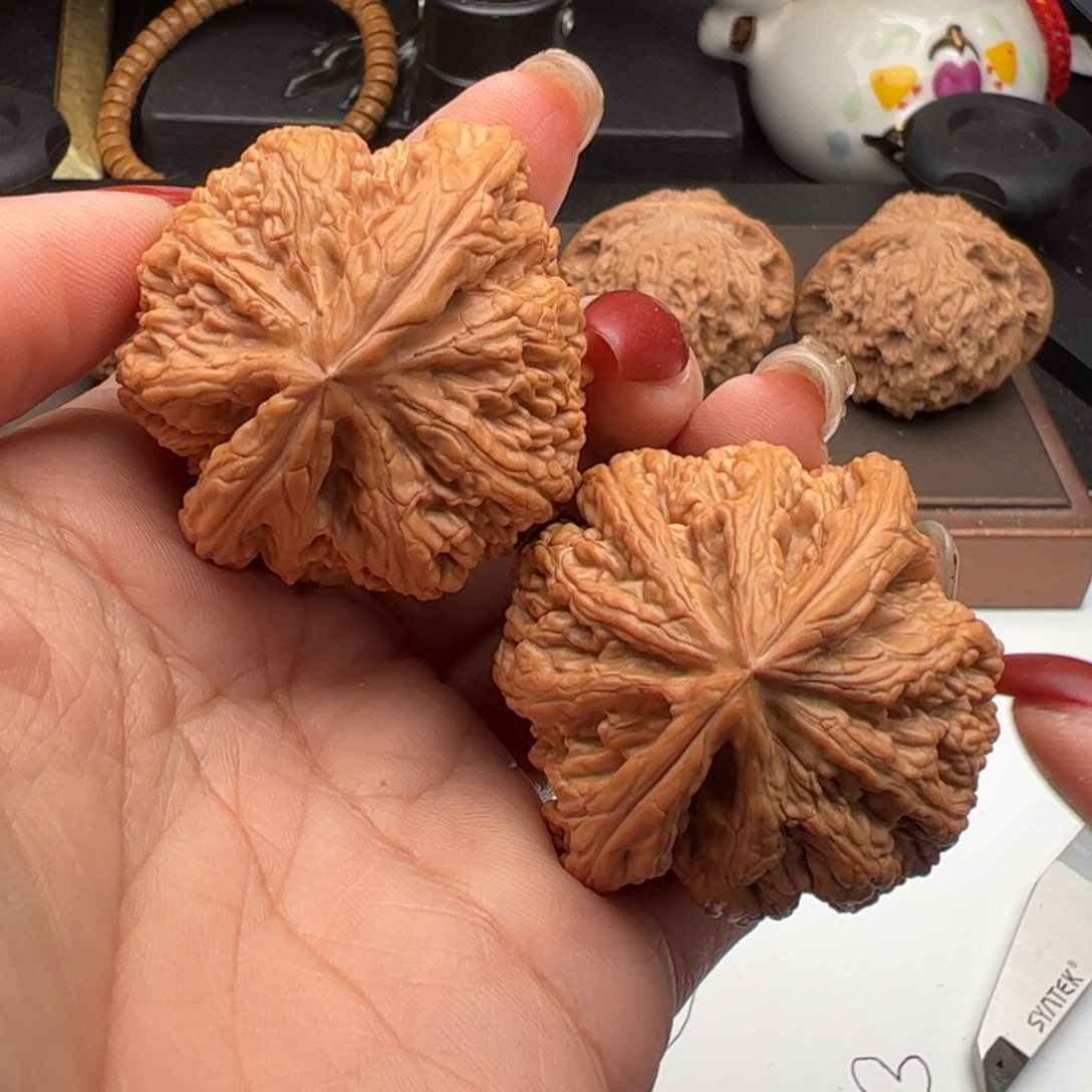 文玩核桃吊坠滢粗筋45