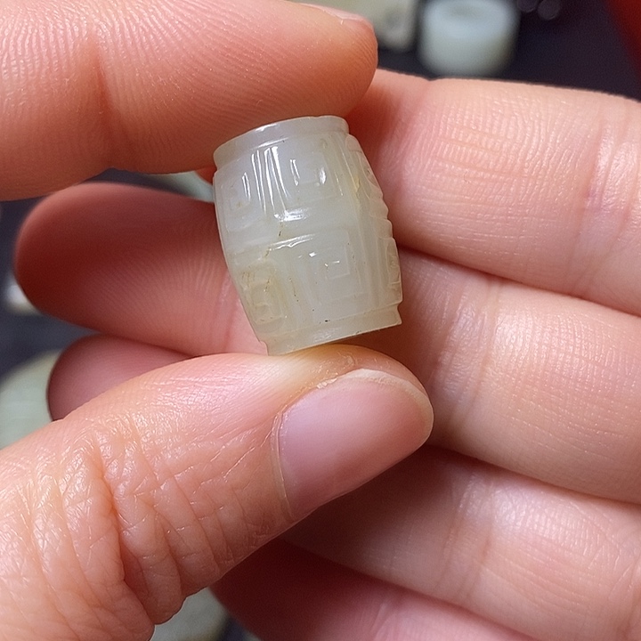 和田玉（糖玉）车挂未镶嵌