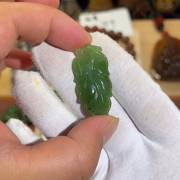 和田玉（糖玉）未镶嵌颈饰