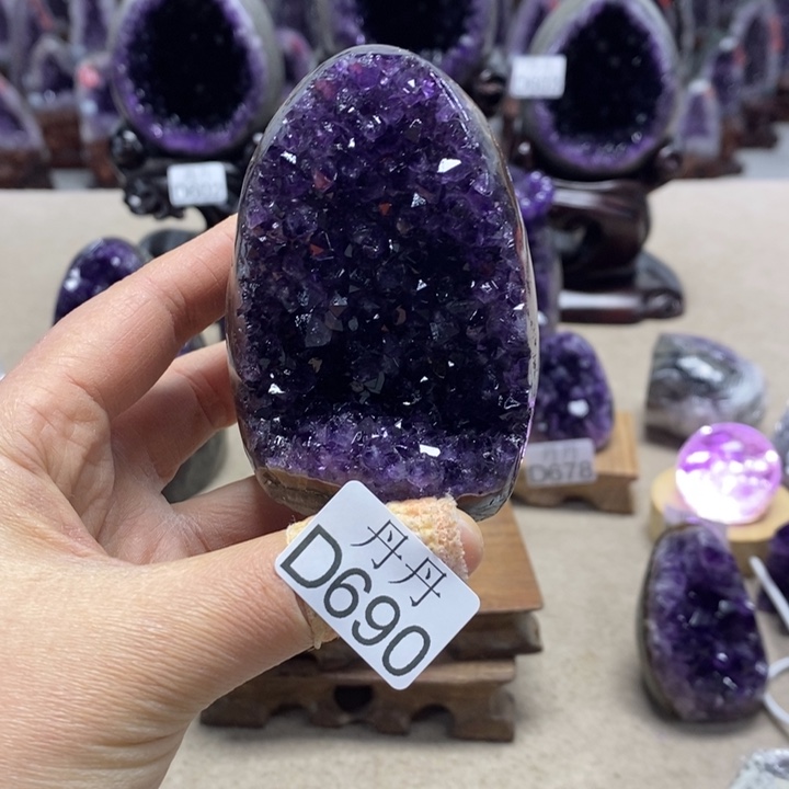 水晶大型摆件（非配饰）未镶嵌