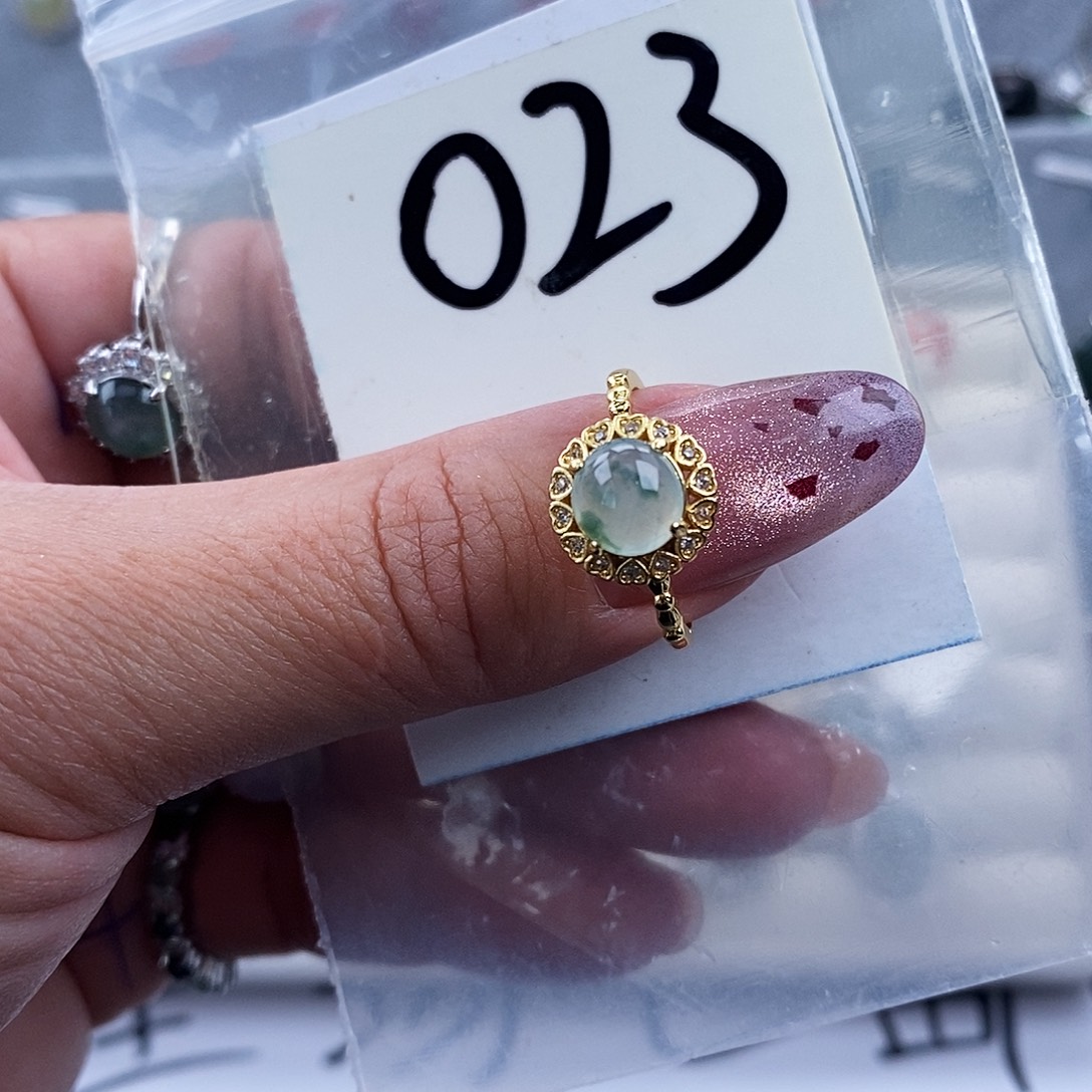 翡翠未镶嵌戒指缅甸