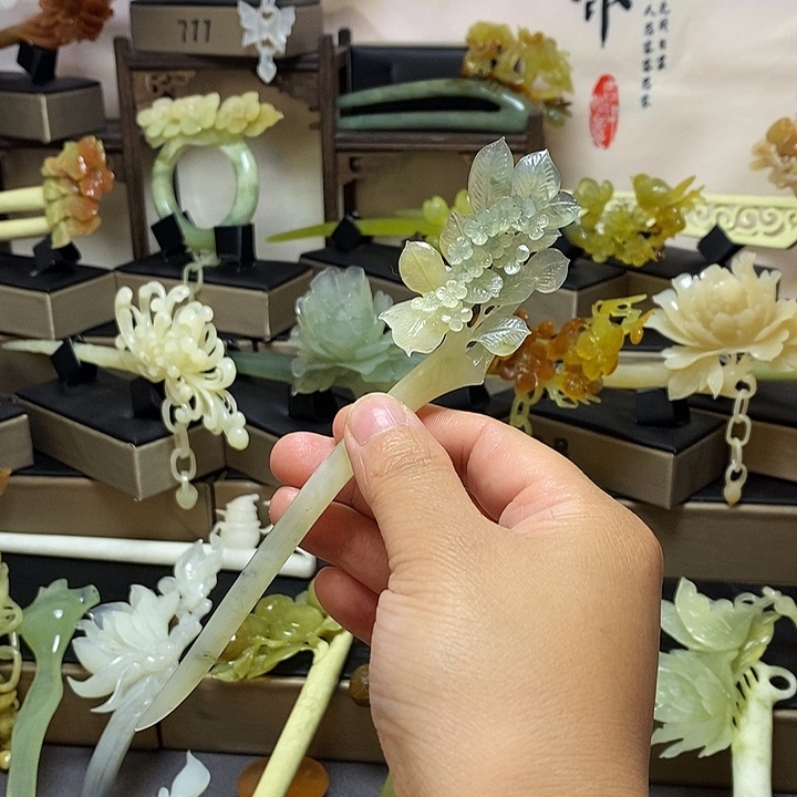 汐***柠蛇纹石玉合金发饰