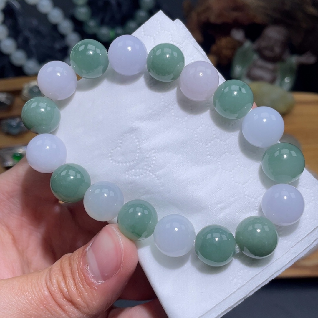 定制翡翠未镶嵌手串