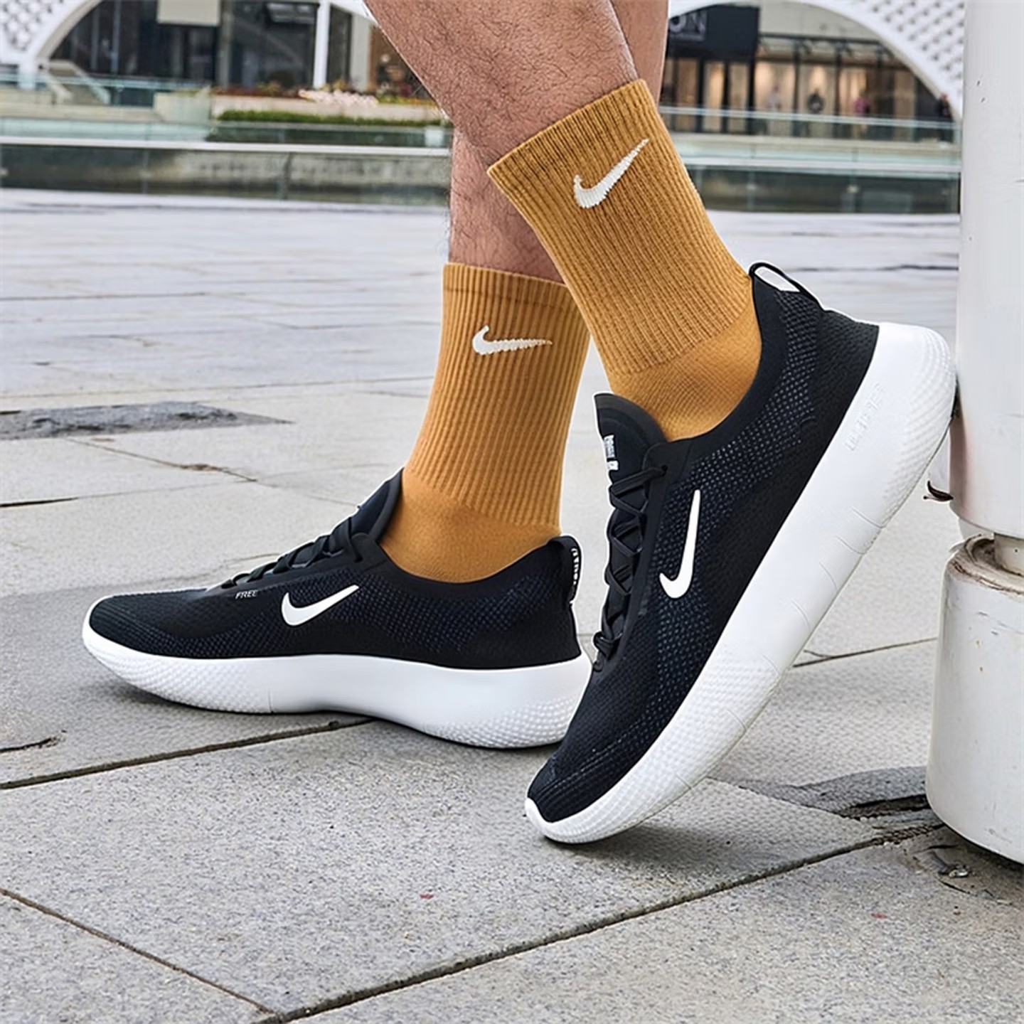 NIKE/耐克男鞋 FREE 2025经典复古百搭减震透气休闲鞋HF1078-002