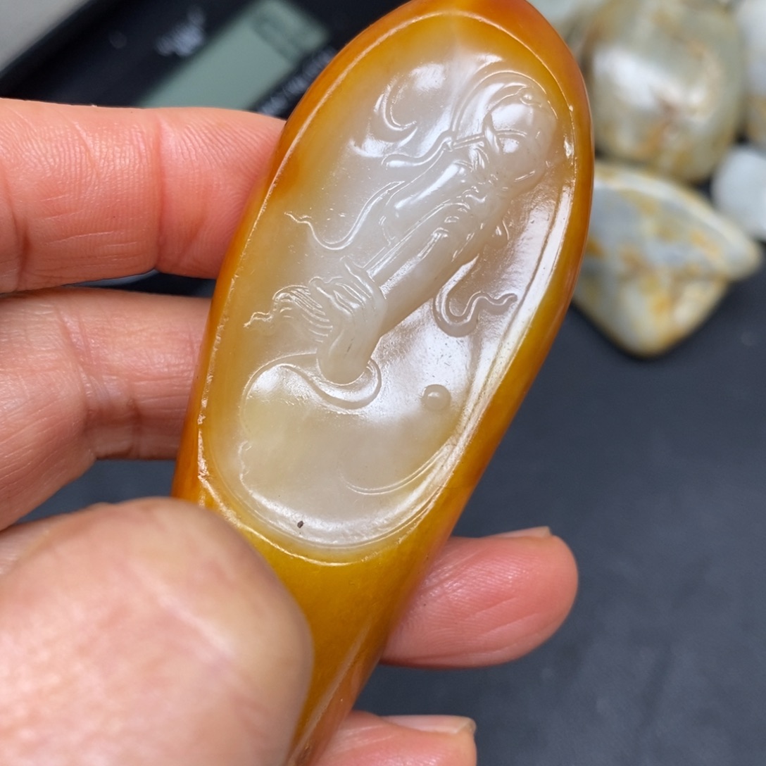 和田玉未镶嵌挂件