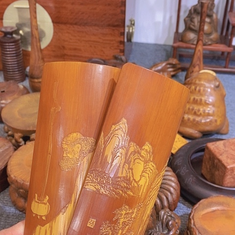 贡木刘*叔华彩木作摆件