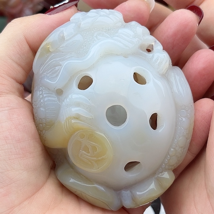 玛瑙手饰未镶嵌石*