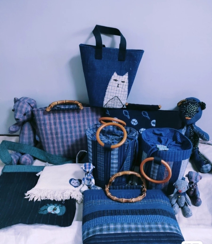 手工布艺包刺绣休闲ins牛仔手工刺绣包可爱包包小众编织