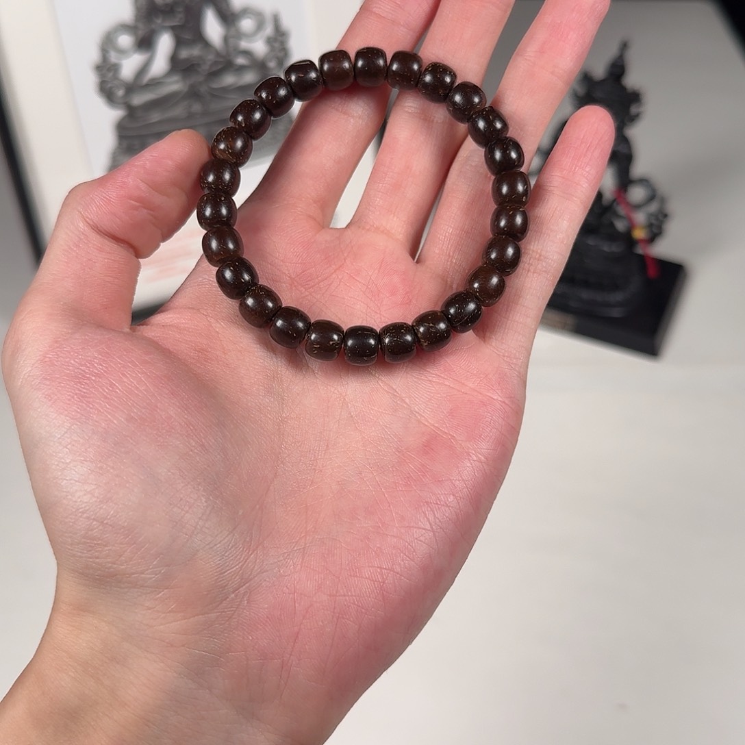 手串椰蒂 出去玩出去玩