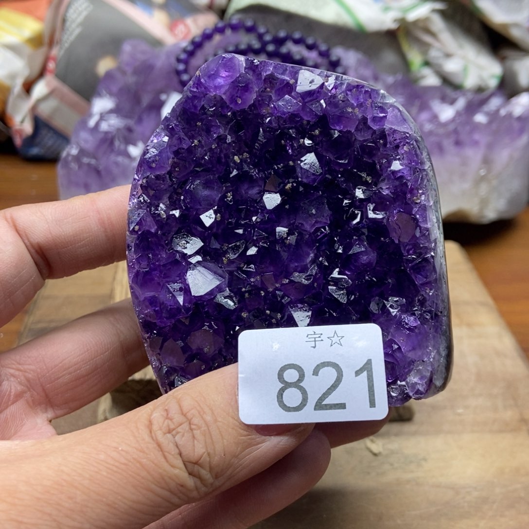 紫晶天然水晶摆件未镶嵌