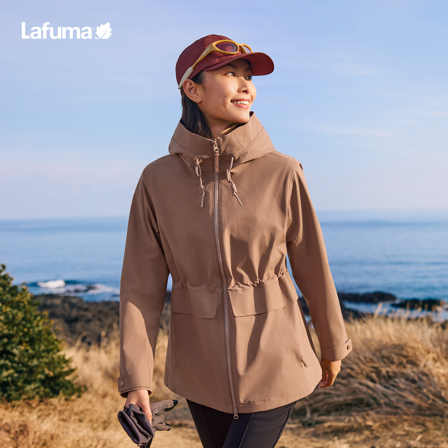 琥珀流光风LAFUMA户外25秋冬连帽防水冲锋衣女夹克外套LFJA5CS60