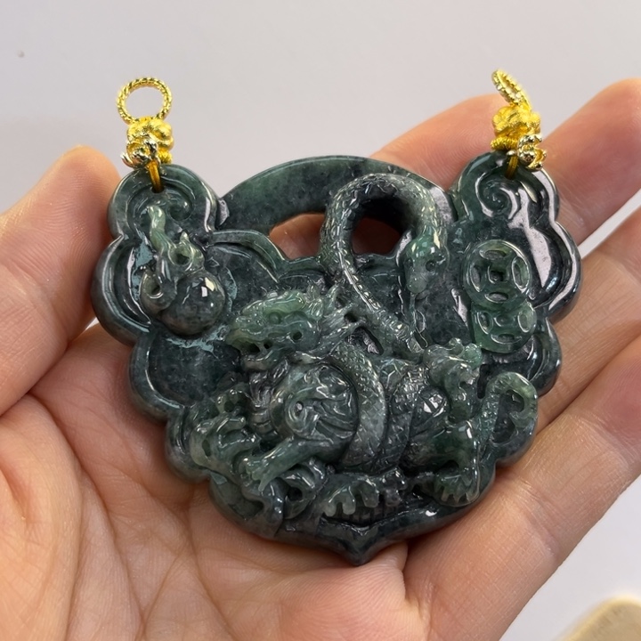 翡翠吊坠(赠链)未镶嵌代编织