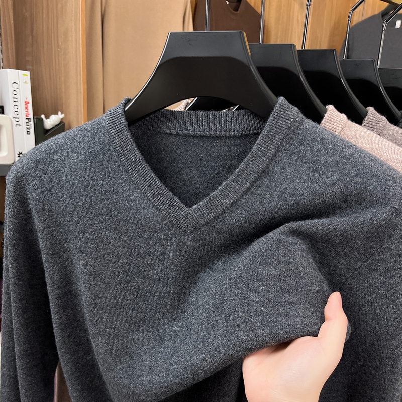 [100%绵羊毛]秋冬新款V领长袖轻奢男士纯色假两件毛衣保暖针织衫
