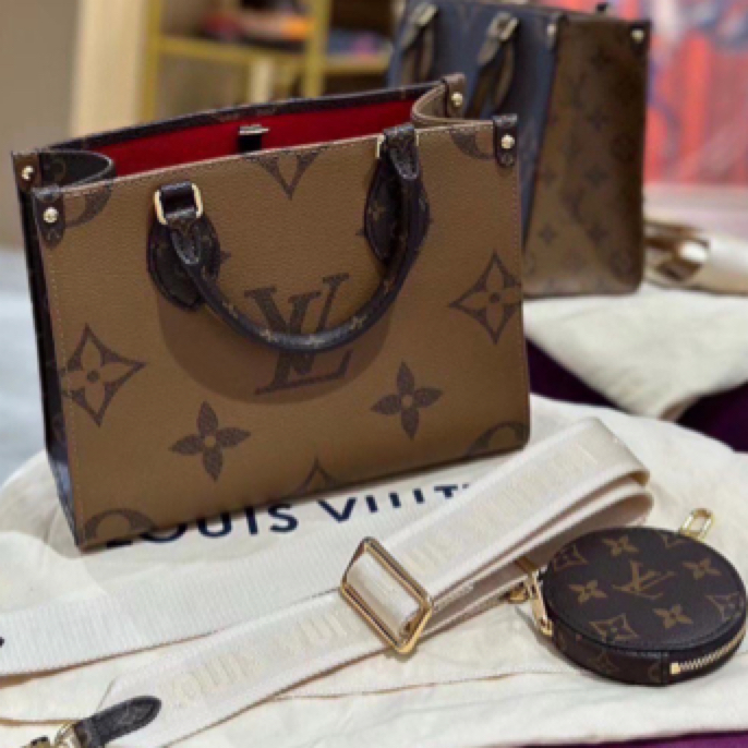 全新未使用 LouisVuitton/路易威登 老花onthego小号斜挎包 芯