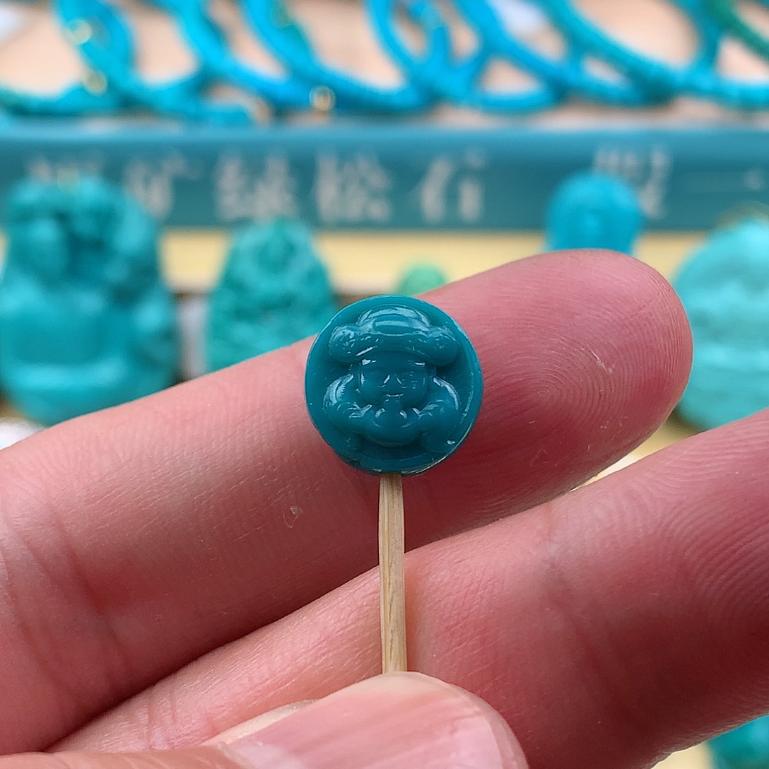 绿松石颈饰未镶嵌