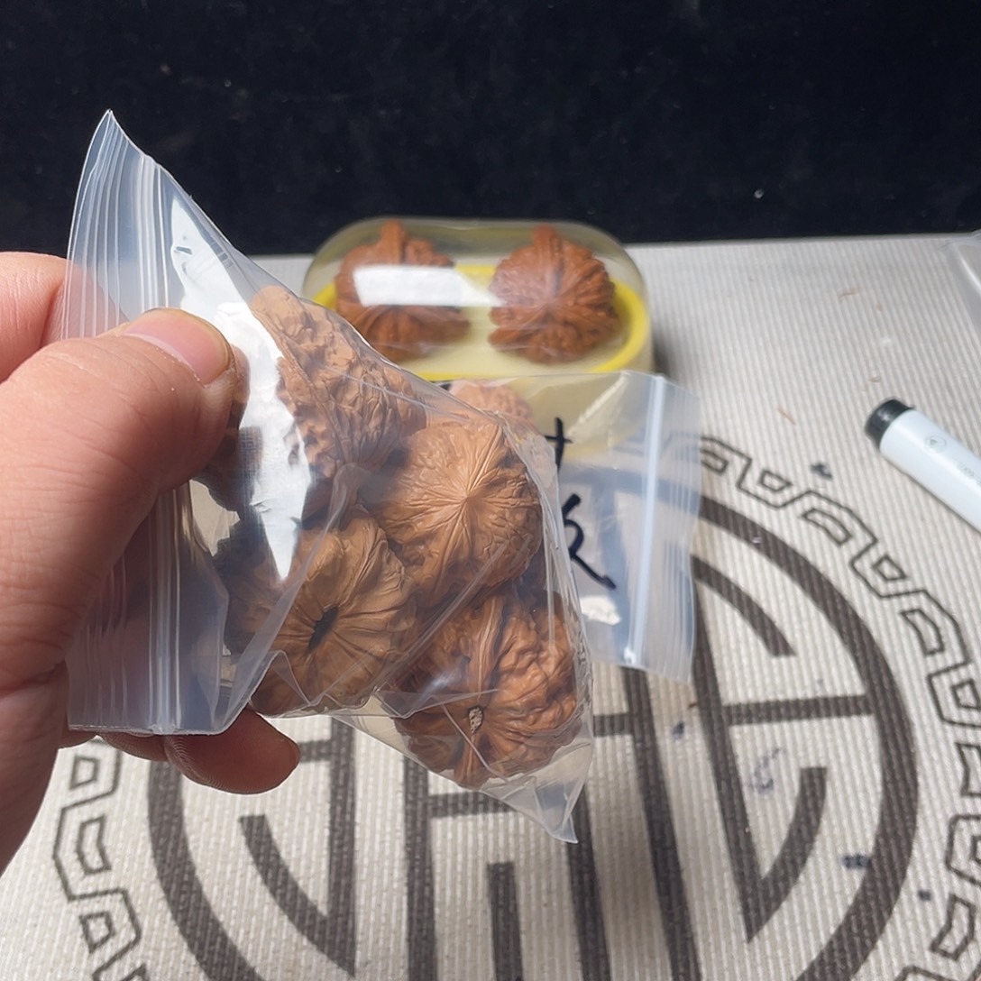 核桃种植和畜牧经济合作