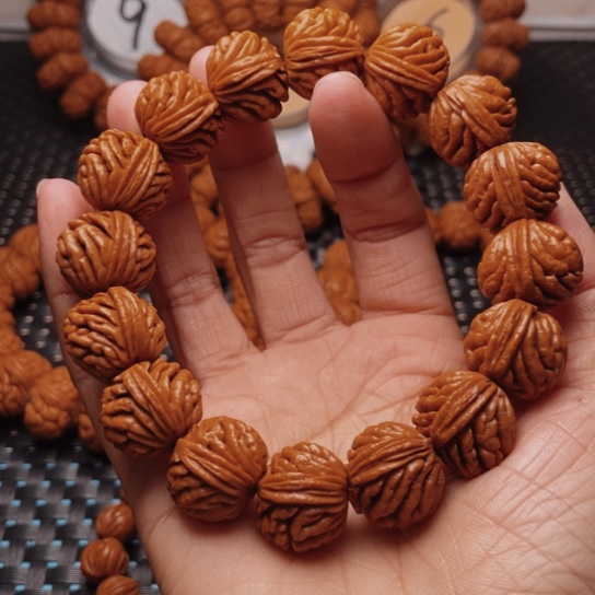 桃核手串龙纹桃核