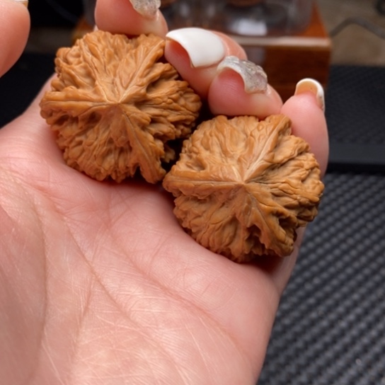 文玩核桃吊坠37全品御龙粗筋正奔