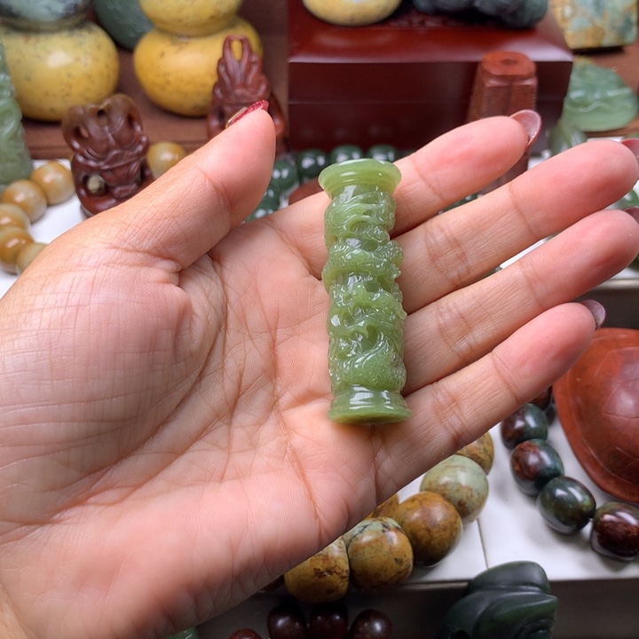 岫岩老玉（透闪石质玉）吊坠(不含链)未镶嵌欢**家