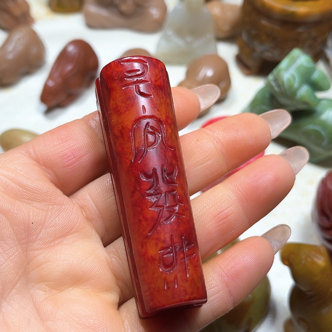 白玉菩提吊坠白玉菩提吊坠