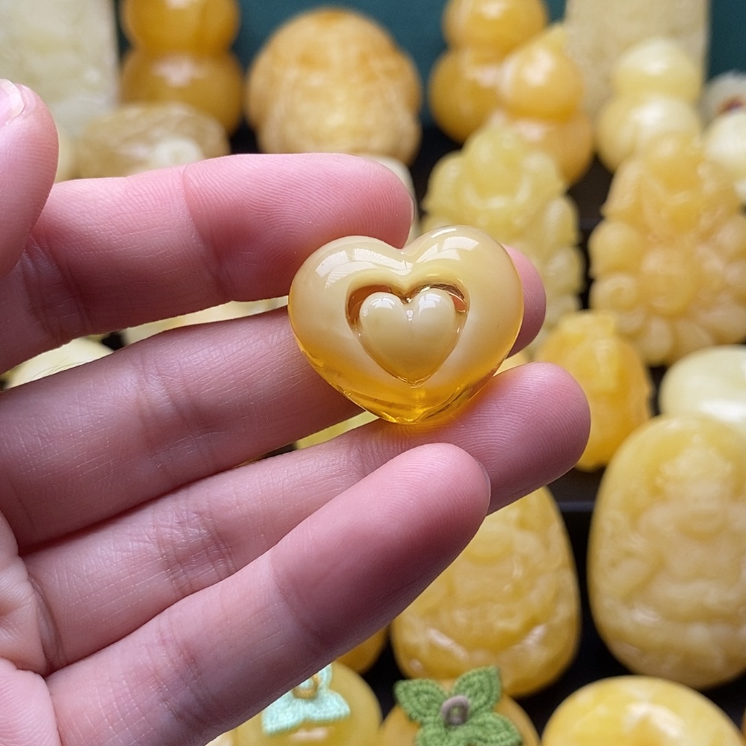 琥珀颈饰未镶嵌琥珀蜜蜡吊坠