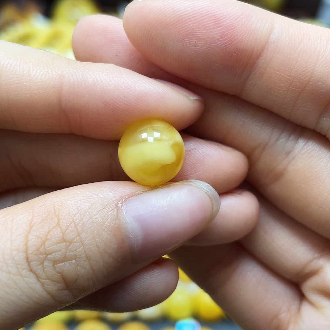 未镶嵌蜜蜡裸石圆珠11mm福利