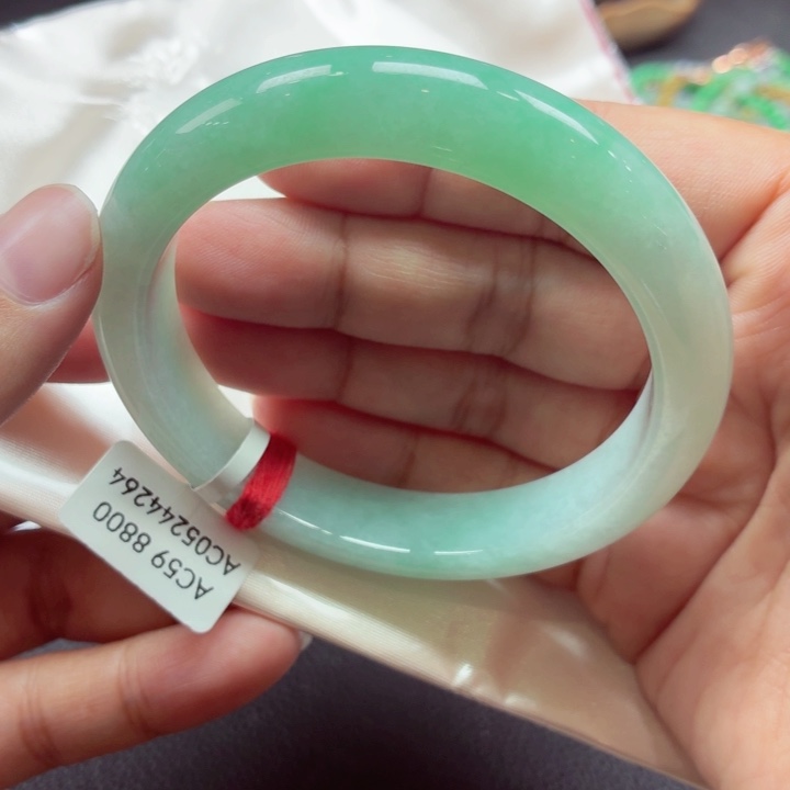 翡翠未镶嵌手镯天然缅甸A货翡翠