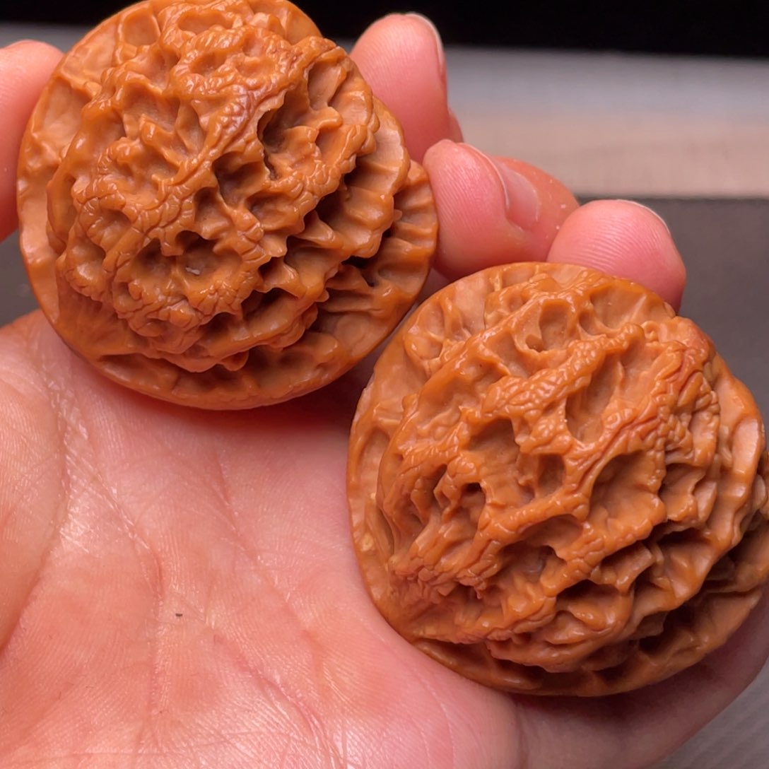 文玩核桃把件秦岭山脉核桃