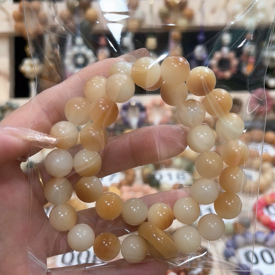 白玉菩提吊坠菩提