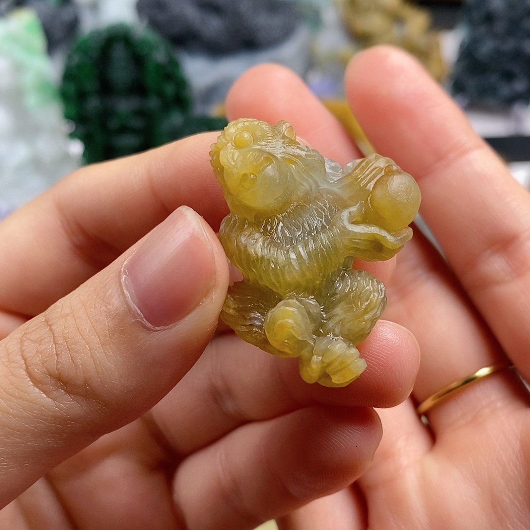定制翡翠未镶嵌翡翠