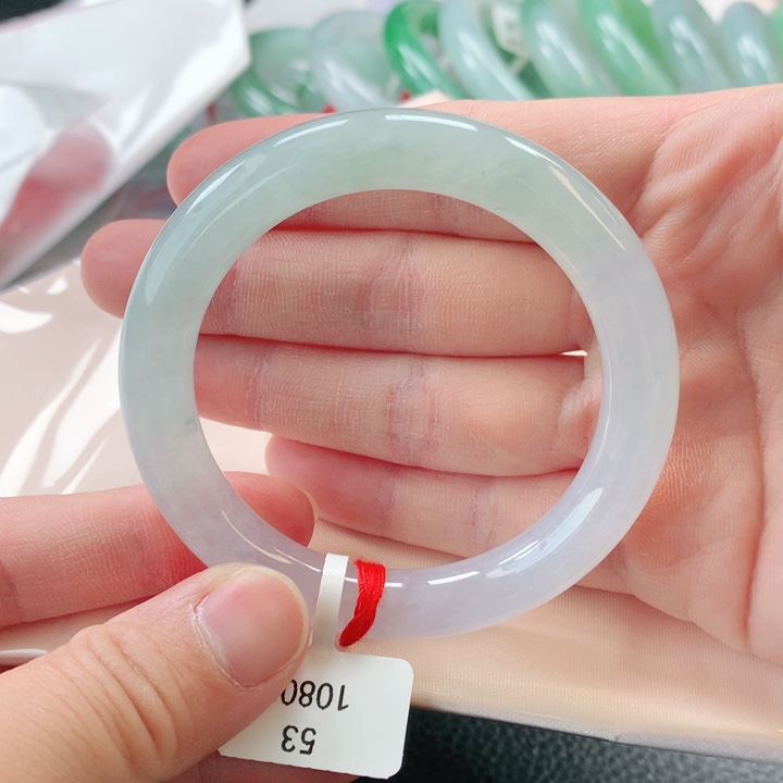 翡翠手镯未镶嵌缅甸A货翡翠手镯