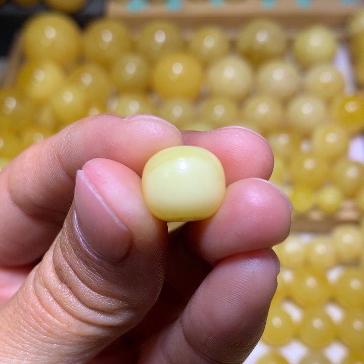 蜜蜡裸石未镶嵌憬*安天然俄料浓蜡奶白精工老型12.2