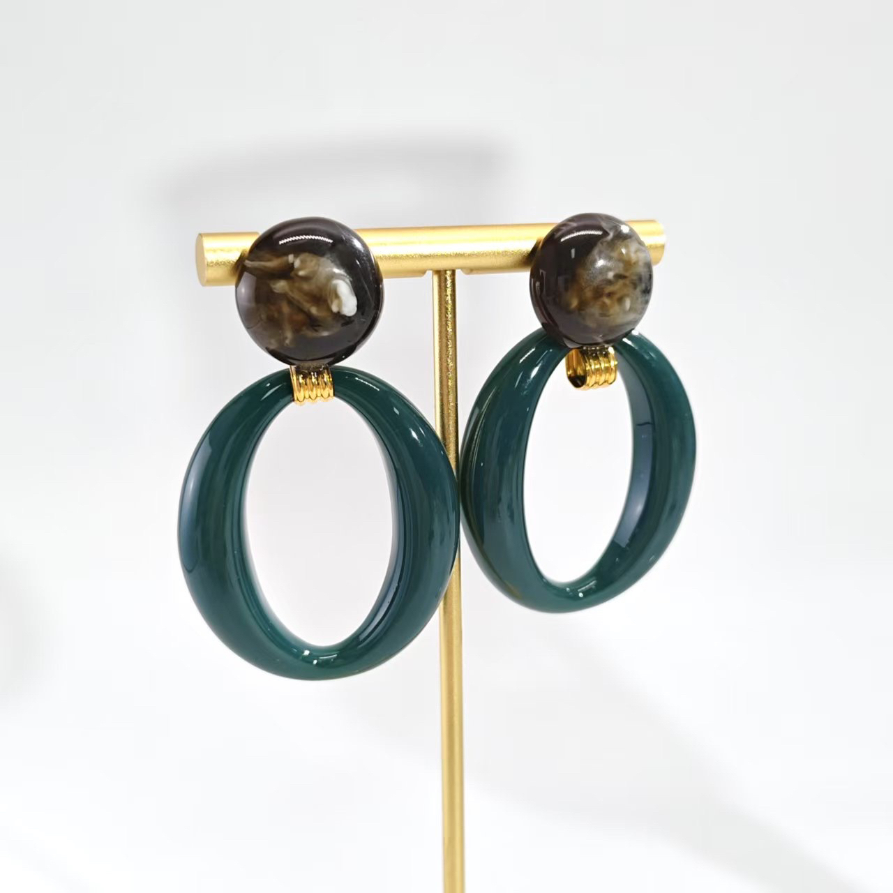 铜合金树脂耳饰 08416时尚高级百搭绿色椭圆镂空耳环