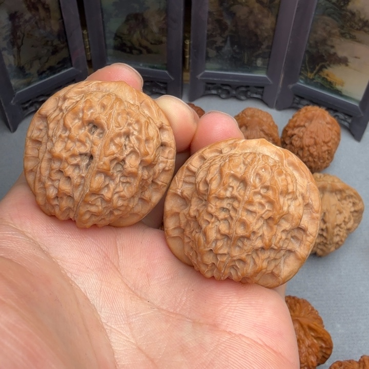 吊坠文玩核桃血麒麟40