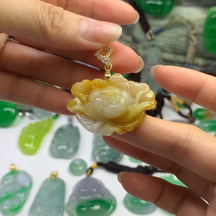 颈饰未镶嵌翡翠源头