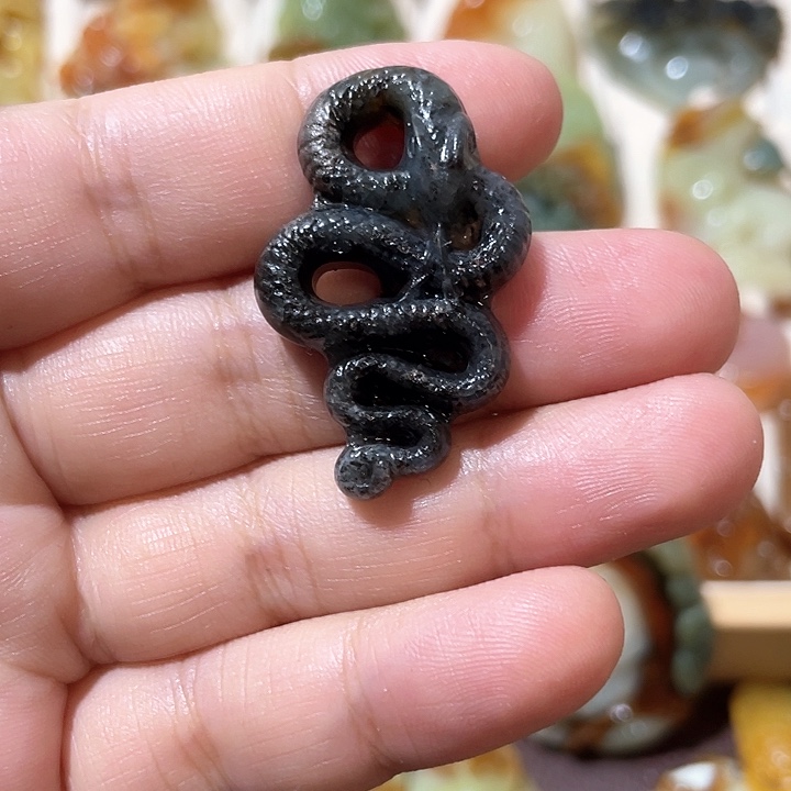 岫玉吊坠(不含链)未镶嵌