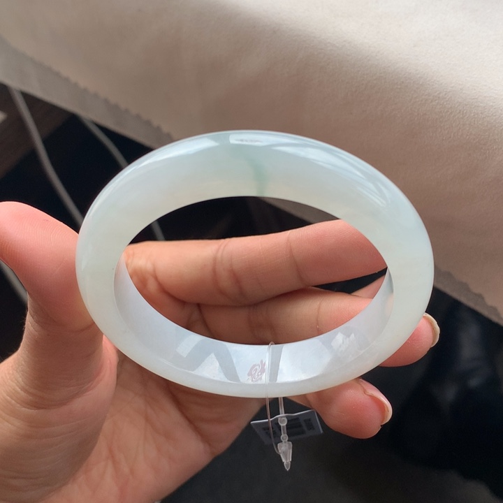 翡翠手镯未镶嵌翡翠手镯57