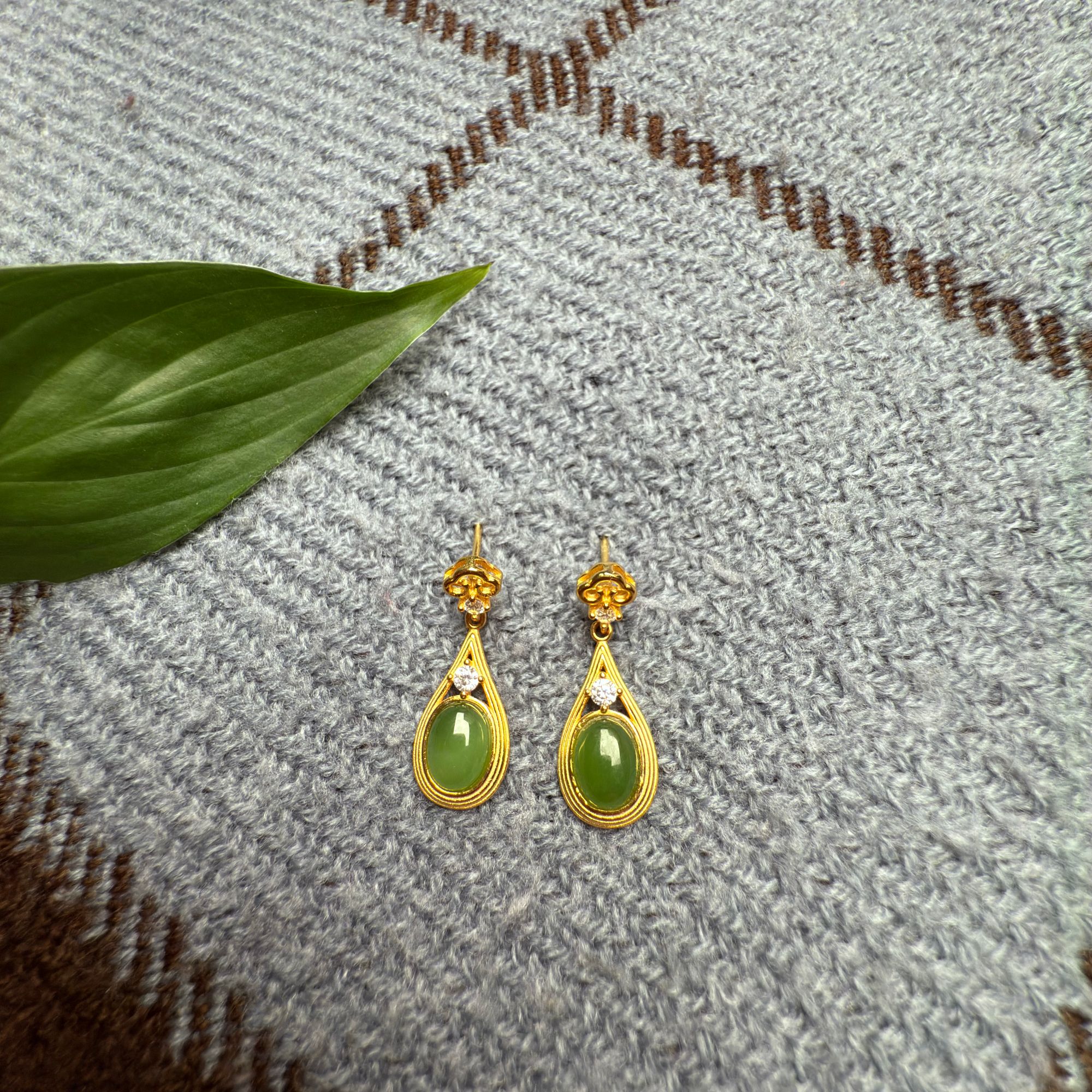 和田玉 S925银镶耳坠