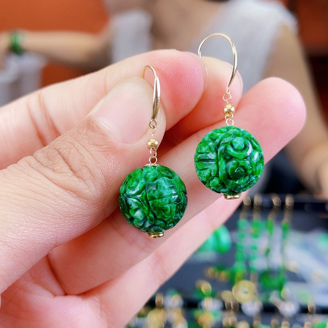 翡翠18K金镶嵌耳饰