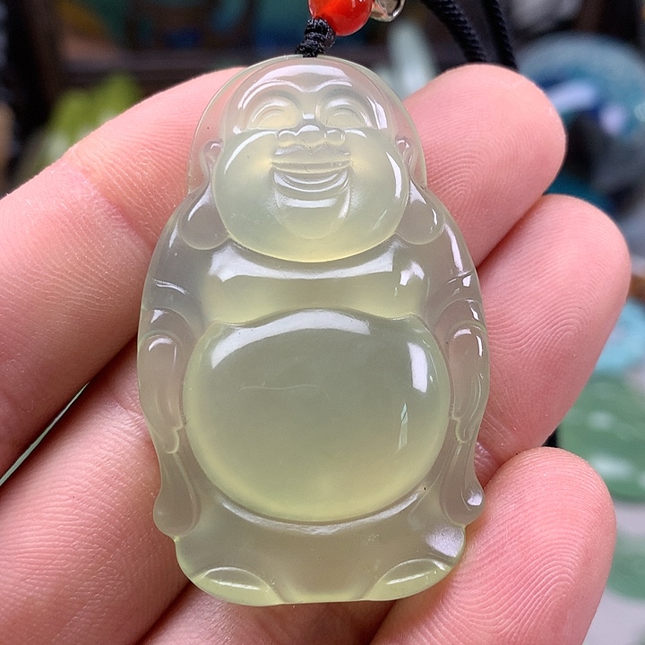 蛇纹石玉挂坠未镶嵌