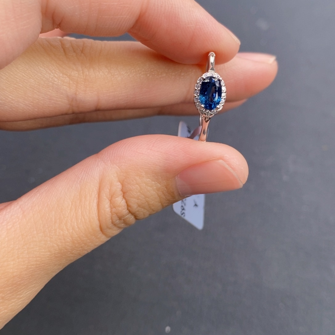 蓝宝石戒指银S925镶嵌